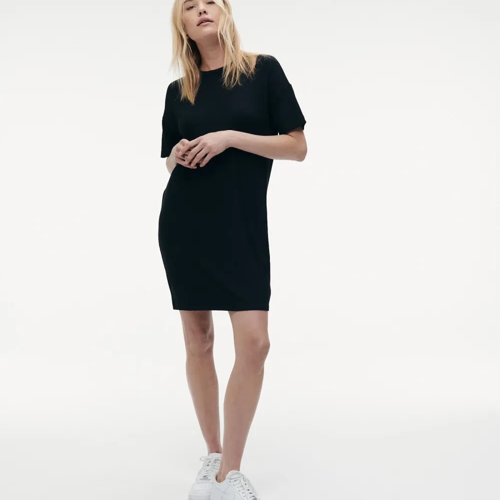 Elegant Black Mini Dress